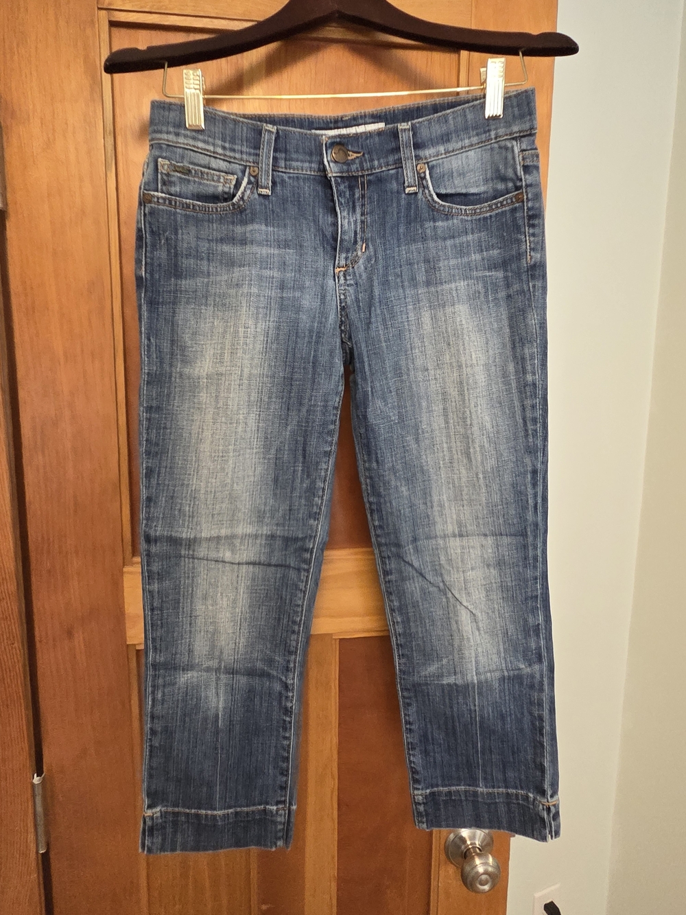 Joe's Jeans Women's Faded Blue Cropped Straight Jeans